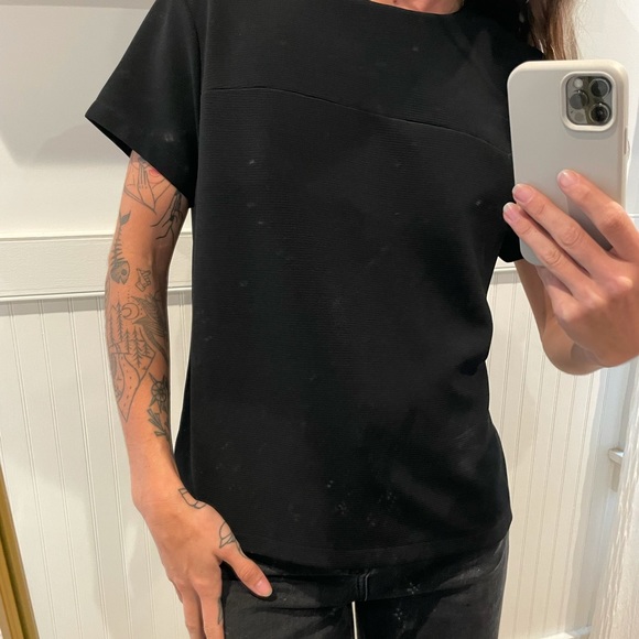 Structured Top - Picture 2 of 3